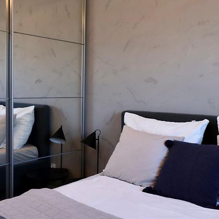 Capital Towers Dolce Apartment เชชูฟ ภายนอก รูปภาพ